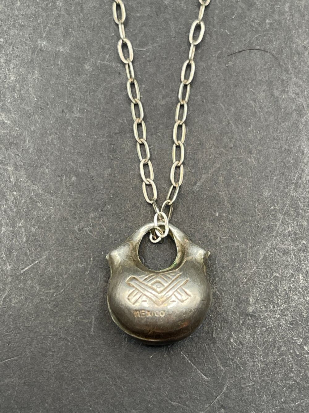 Vintage Sterling Silver Native American Wedding Vase Pendant Charm Necklace 18"
